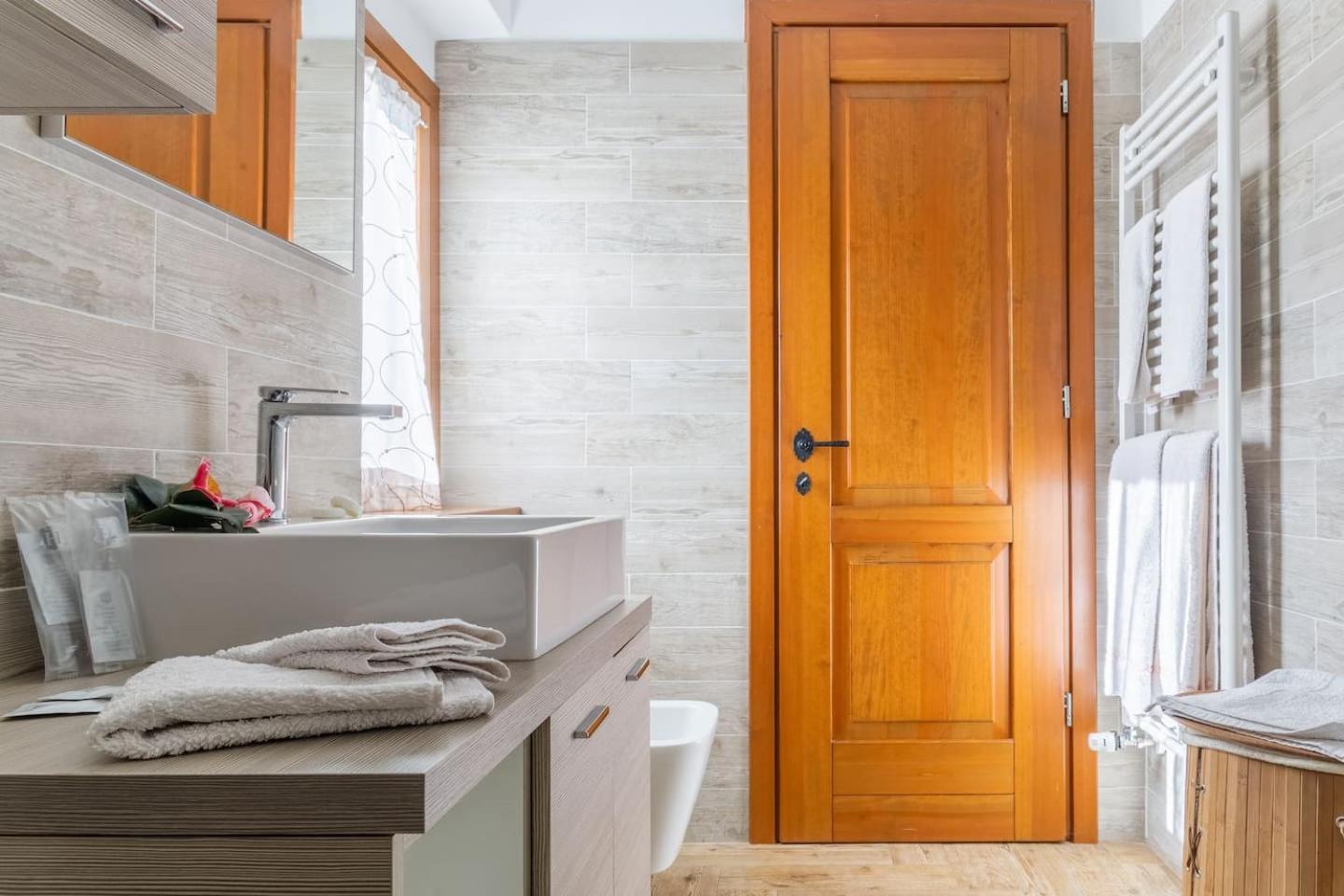 Apartamento La Camelia D'Oro Oggebio Exterior foto